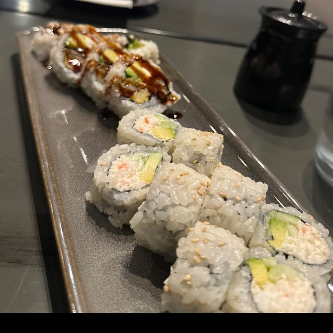 (L) 2 Rolls Special.