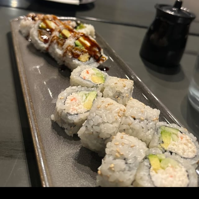 (L) 2 Rolls Special.