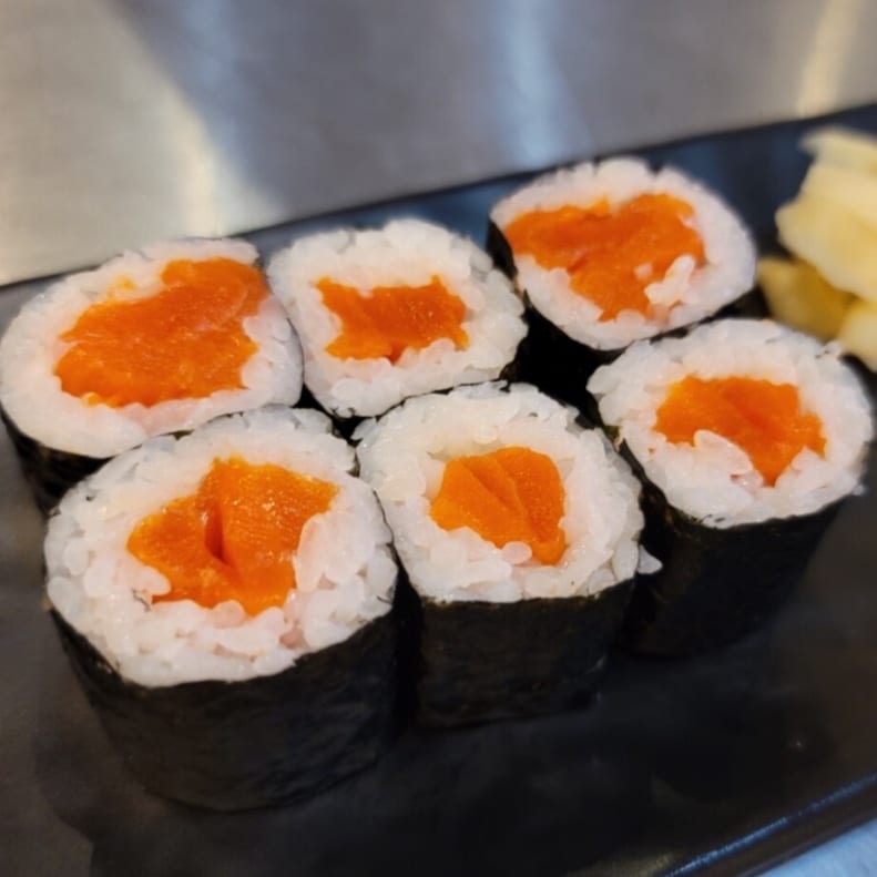 Salmon Roll.